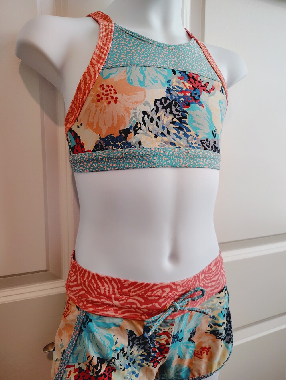 Athleta Girls 2-Piece Swimsuit - Picture 4 of 6